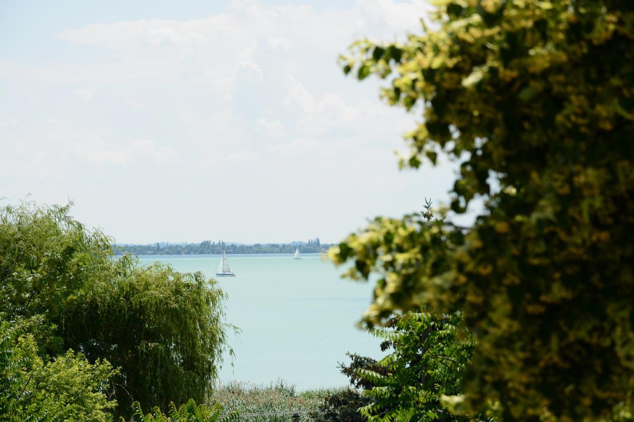 Sziget23 Hotel อาบราฮัมเฮกี ภายนอก รูปภาพ